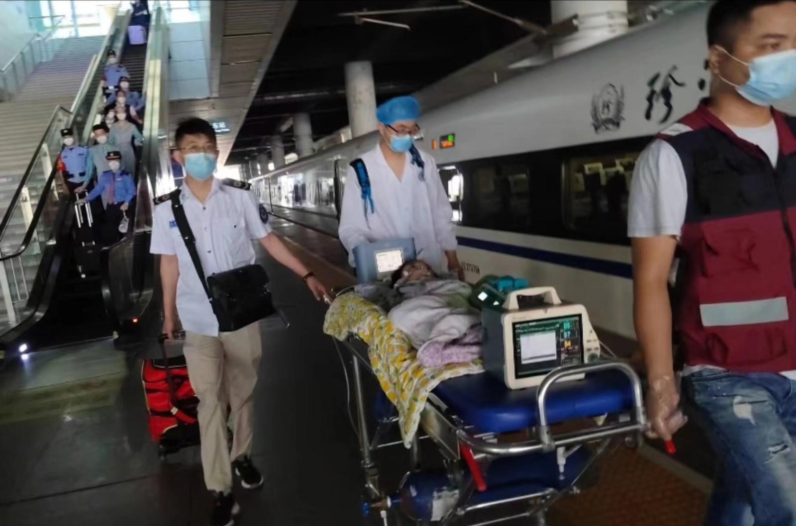 中卫高铁转运公司